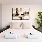 Eiffel Tower - Premium For Couples