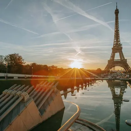 Apartament Eiffel Tower - Premium For Couples Paryż
