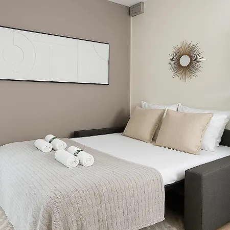 Eiffel Tower - Premium For Couples