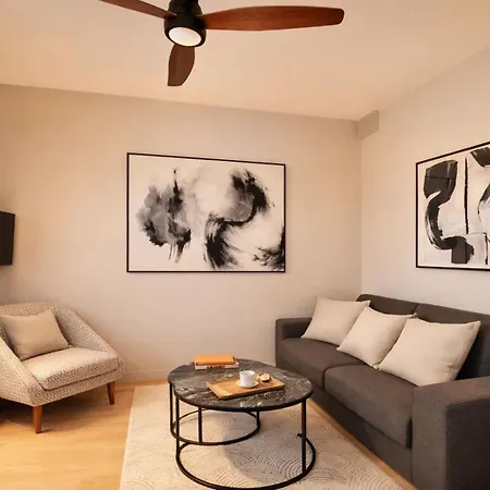 아파트 Eiffel Tower - Premium For Couples *